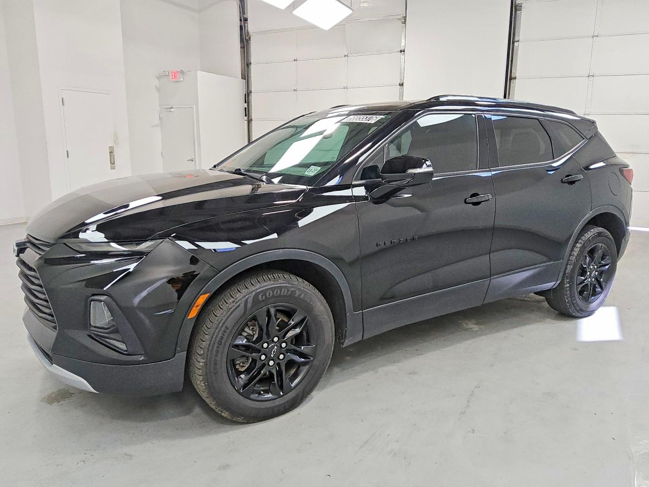 2022 CHEVROLET BLAZER 2LT — Front 3/4