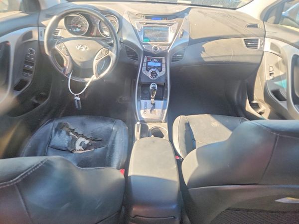 2013 HYUNDAI ELANTRA