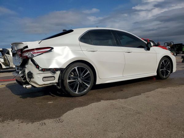 2020 TOYOTA CAMRY XSE
