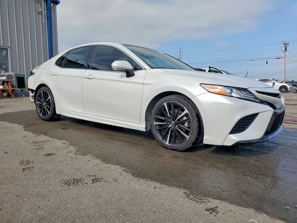 2020 TOYOTA CAMRY XSE