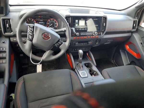 2026 NISSAN FRONTIER