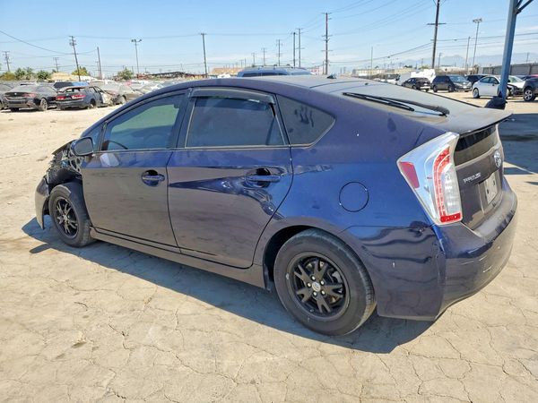 2015 TOYOTA PRIUS