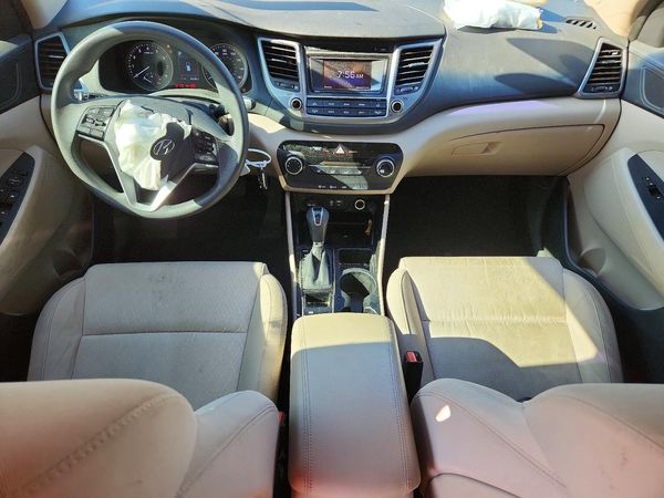 2016 HYUNDAI TUCSON