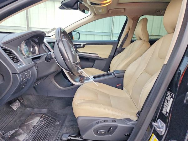 2016 VOLVO XC60 SV33 Premier