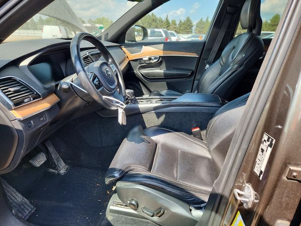 2018 VOLVO XC90 Inscription