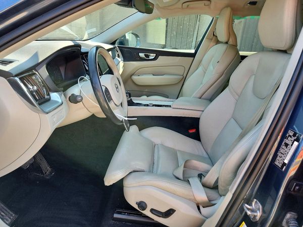 2019 VOLVO XC60
