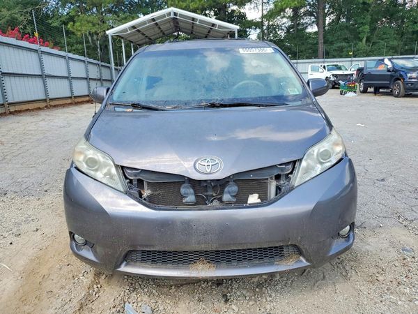 2014 TOYOTA SIENNA — DIRF