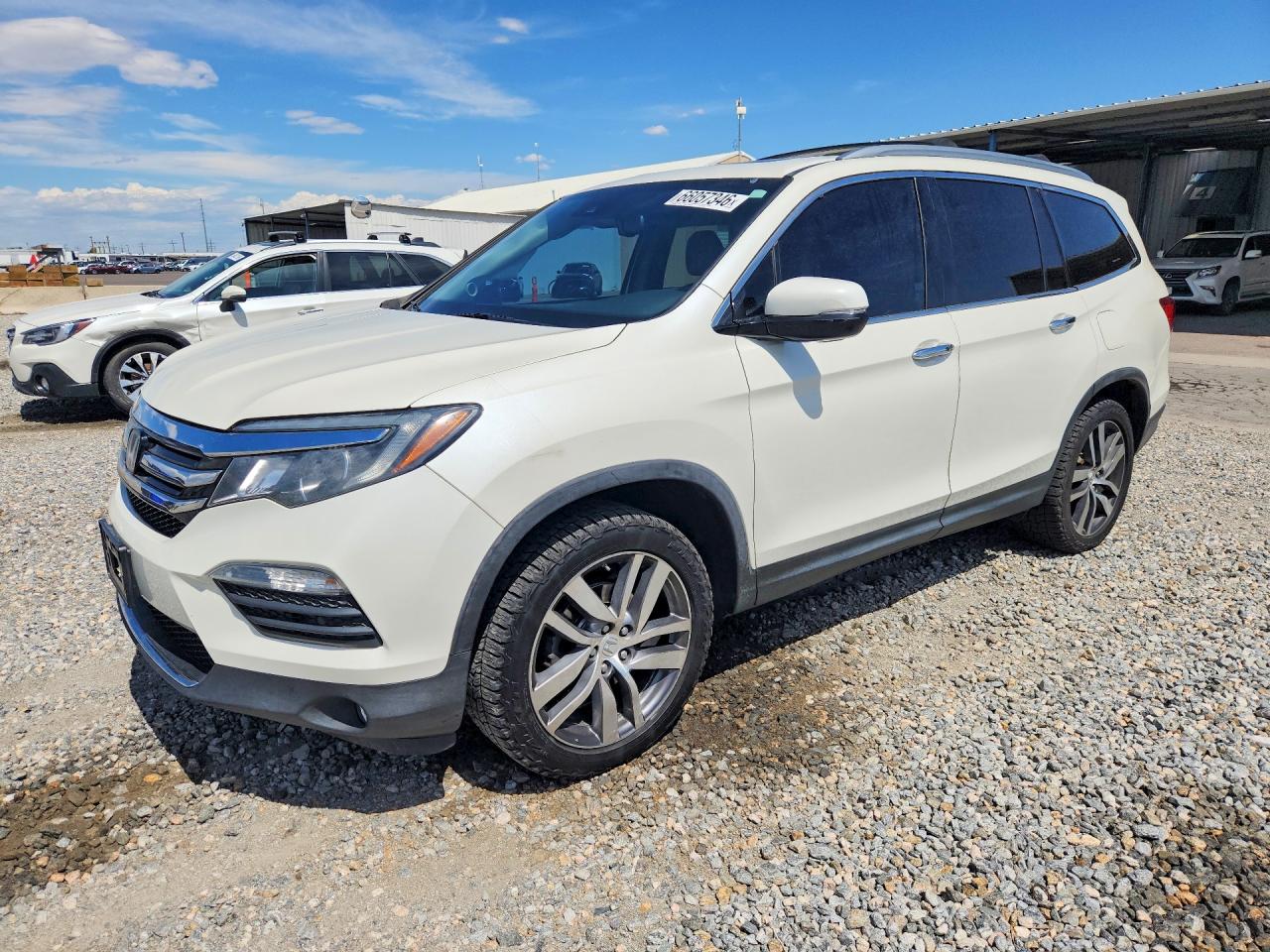 2016 HONDA PILOT TOURING — Front 3/4