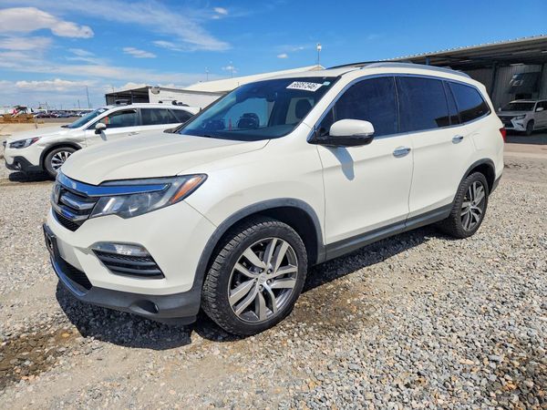 2016 HONDA PILOT TOURING — Front 3/4