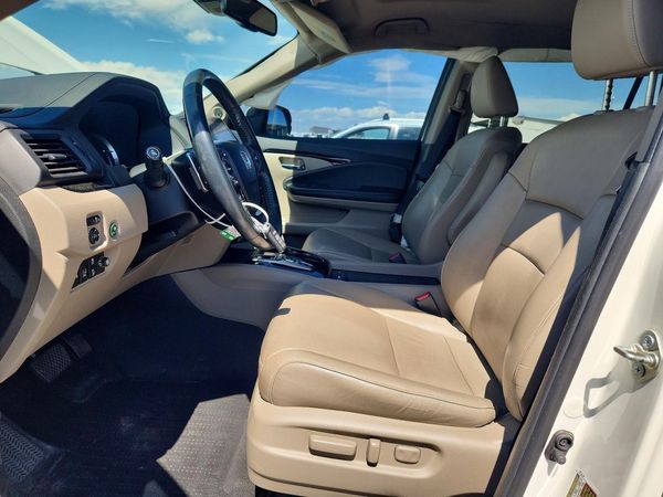 2016 HONDA PILOT TOURING — DENT