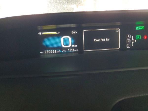 2016 TOYOTA PRIUS