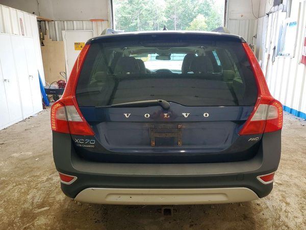 2012 VOLVO XC70