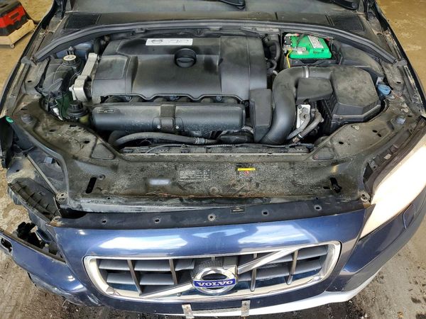 2012 VOLVO XC70