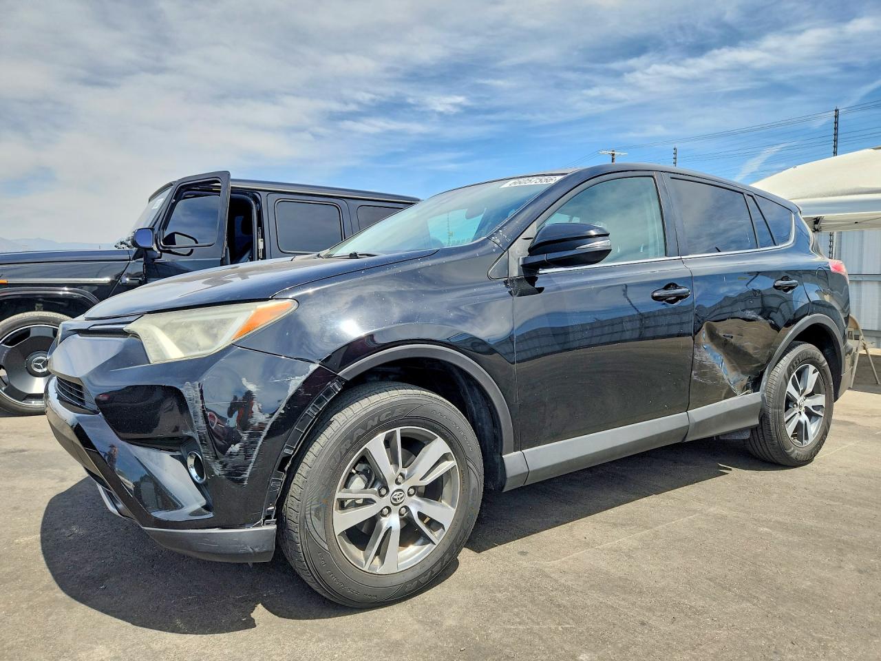 2018 TOYOTA RAV4 Adventure/XLE