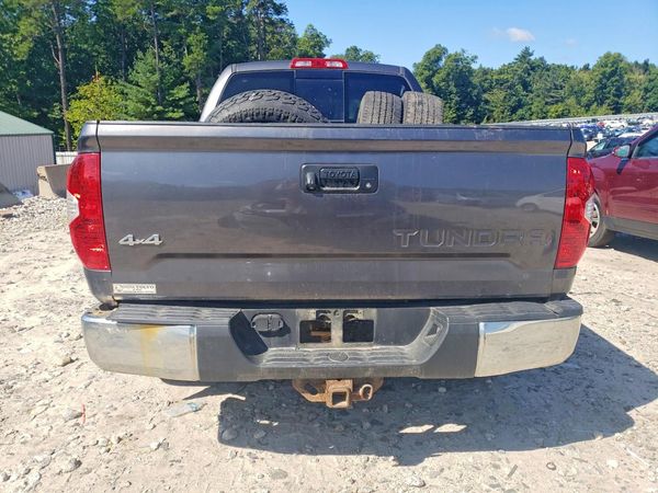 2014 TOYOTA TUNDRA SR5