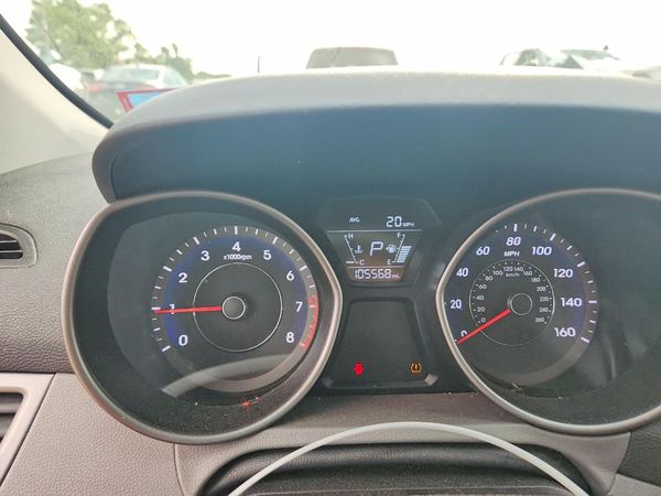 2014 HYUNDAI ELANTRA GLS(Middle)
