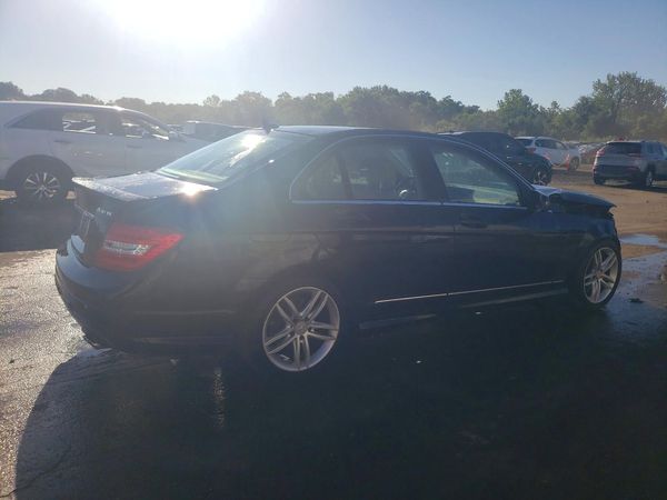 2013 MERCEDES-BENZ C C300
