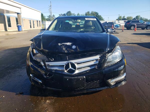 2013 MERCEDES-BENZ C C300