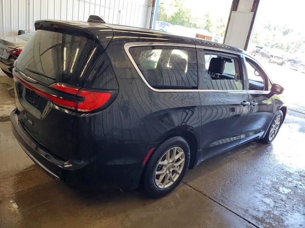 2023 CHRYSLER PACIFICA Touring L — PSRA