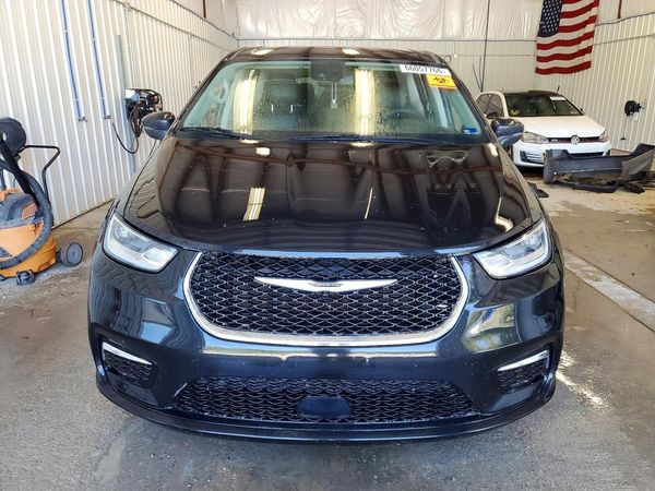 2023 CHRYSLER PACIFICA Touring L — DIRF