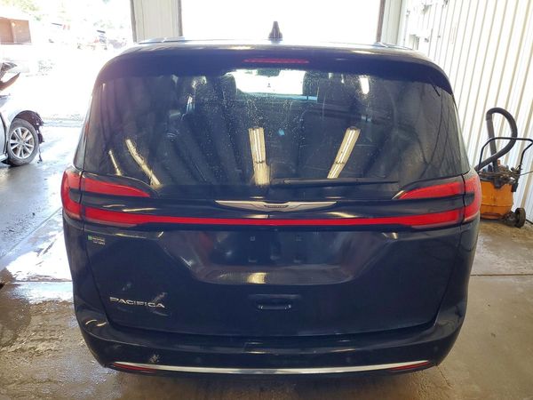2023 CHRYSLER PACIFICA Touring L — DIRR