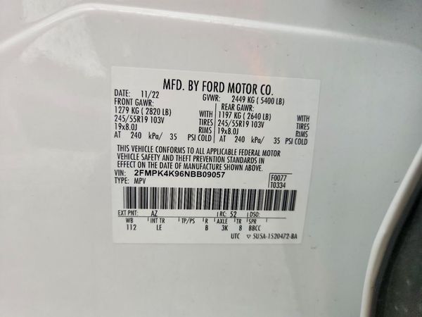 2022 FORD EDGE Titanium