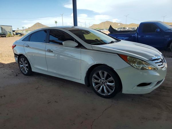 2013 HYUNDAI SONATA