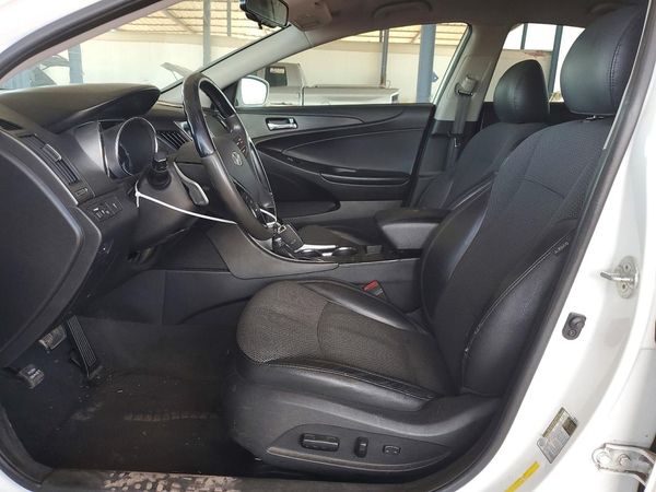 2013 HYUNDAI SONATA