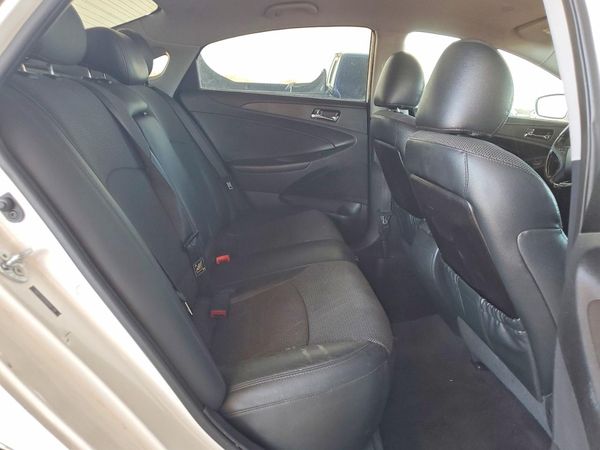 2013 HYUNDAI SONATA