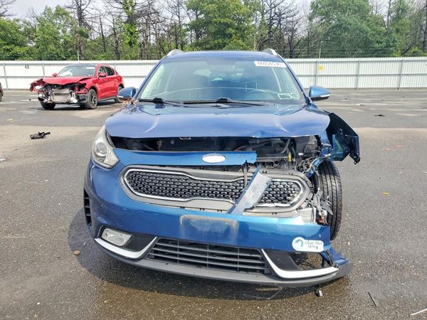 2018 KIA NIRO