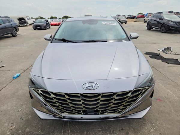 2021 HYUNDAI ELANTRA