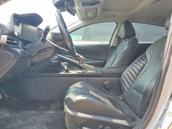 2021 HYUNDAI ELANTRA