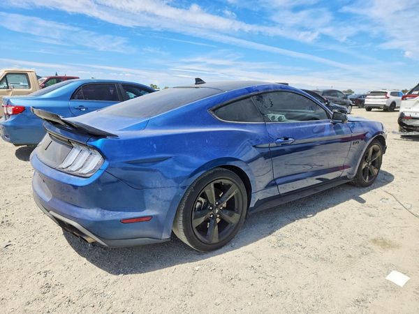 2022 FORD MUSTANG