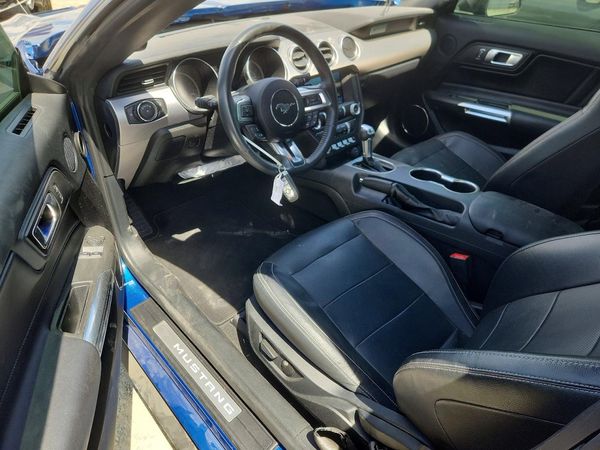 2022 FORD MUSTANG