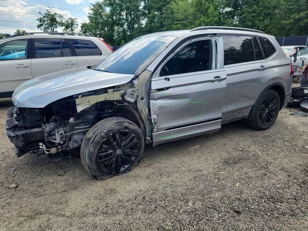 2022 VOLKSWAGEN TIGUAN