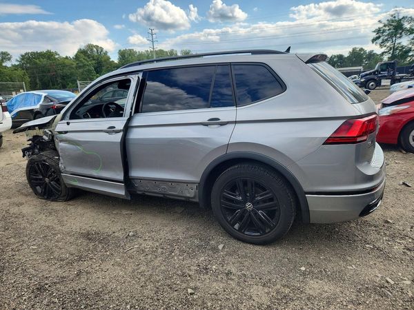 2022 VOLKSWAGEN TIGUAN