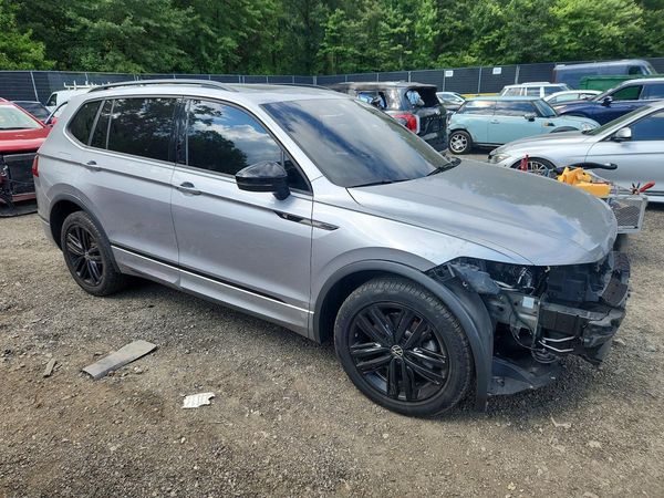 2022 VOLKSWAGEN TIGUAN
