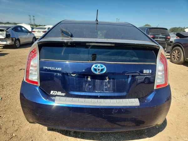 2015 TOYOTA PRIUS