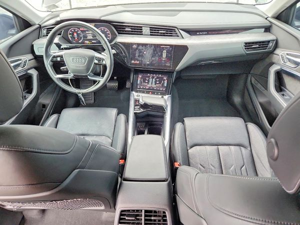 2021 AUDI E-TRON