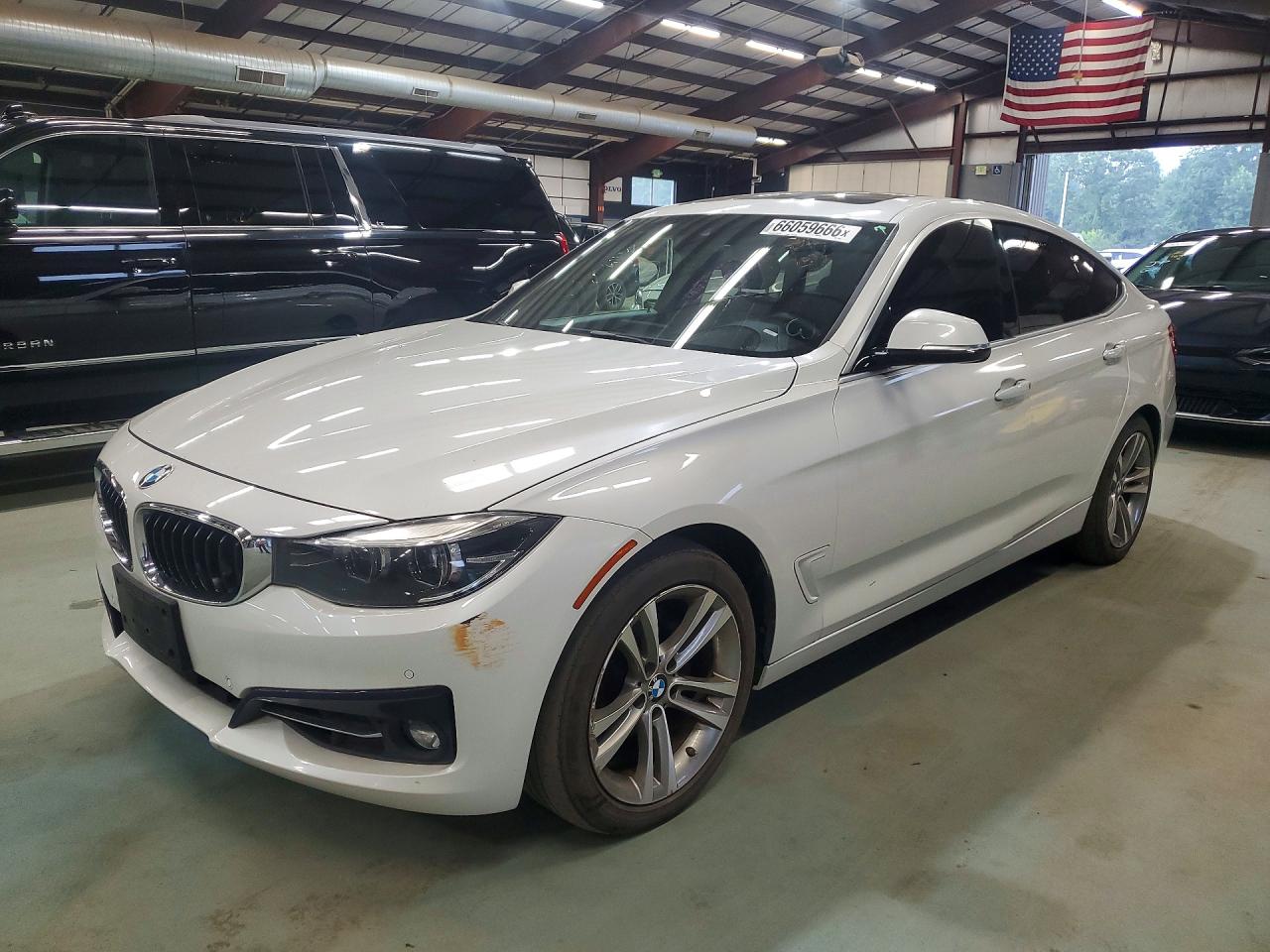 2018 BMW 330 xDrive GT
