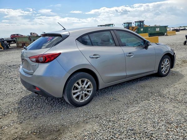 2015 MAZDA 3