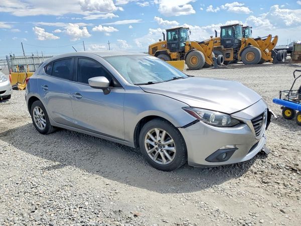 2015 MAZDA 3