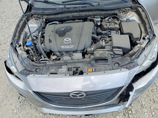2015 MAZDA 3