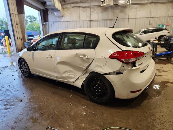 2018 KIA FORTE5