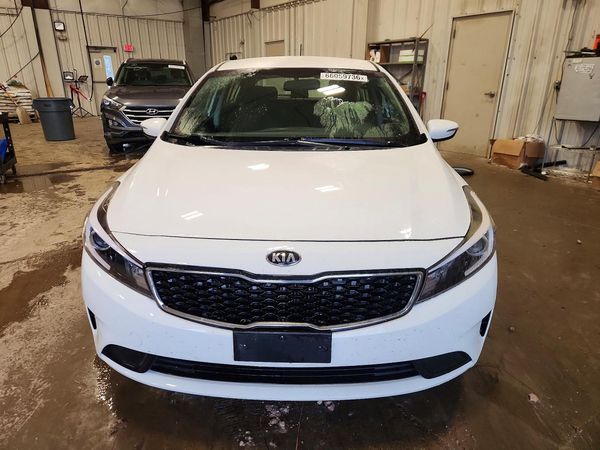 2018 KIA FORTE5