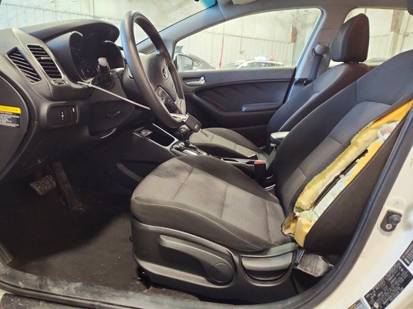 2018 KIA FORTE5