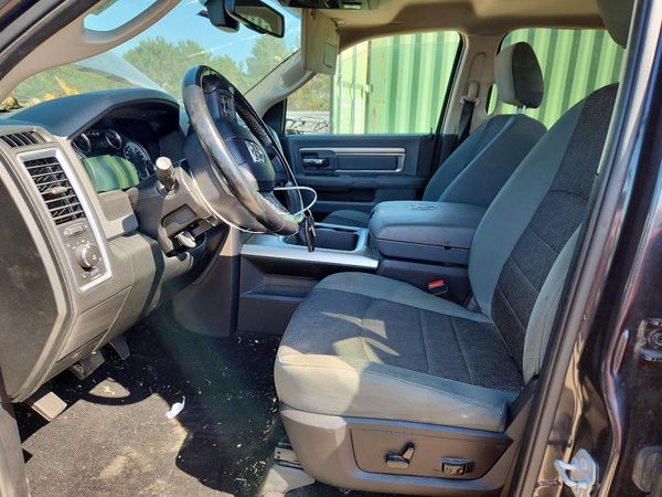 2015 RAM 1500 SLT — DENT