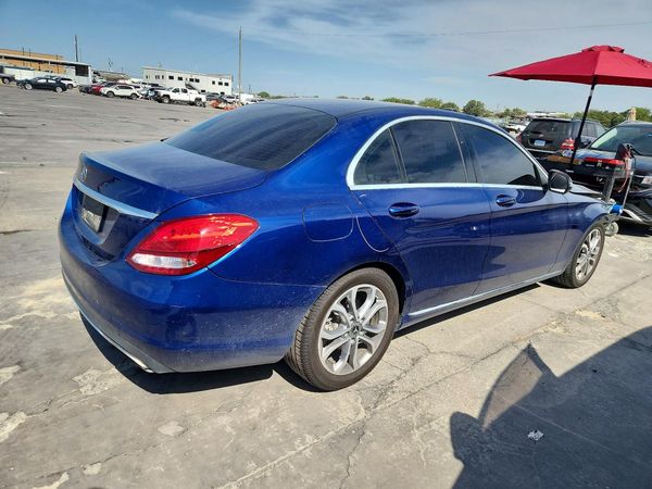 2018 MERCEDES-BENZ C C300