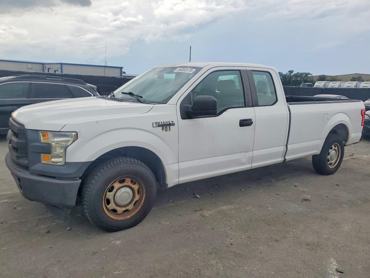 2017 FORD F150 SuperCab