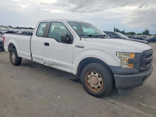 2017 FORD F150 SuperCab
